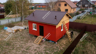 Дом в деревне Заболотье одноэтажный 42 м² из СИП панелей | фото, отзывы, цена