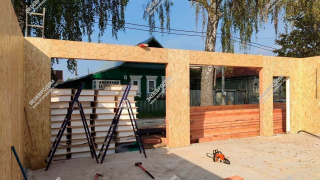 Гараж в деревне Назарово с чердачным помещением 69,3 м2 из СИП панелей | фото, отзывы, цена